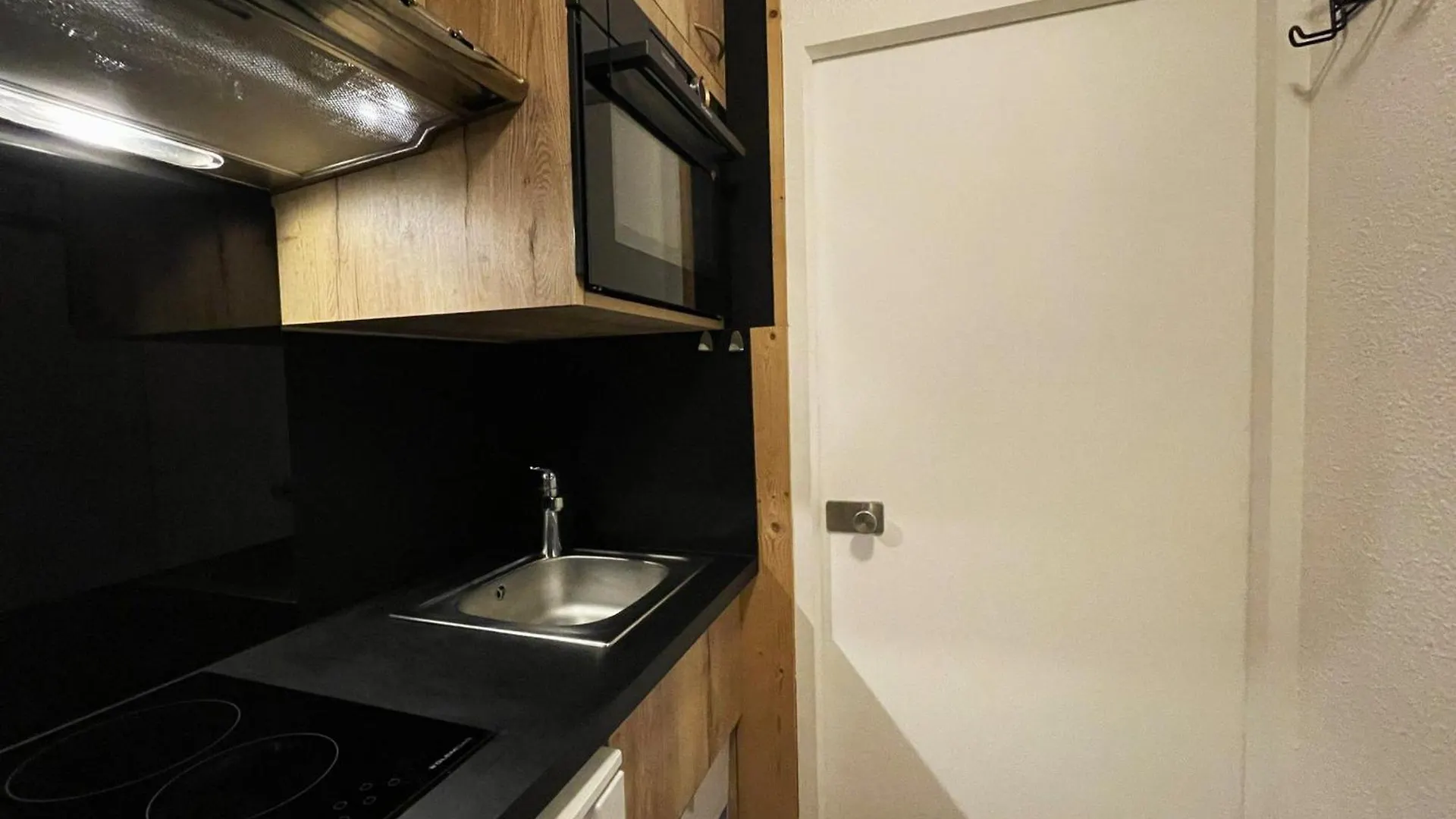 Studio Confortable 4 Pers, Balcon Sud, Quartier La Croisette - Fr-1-452-174 Saint-Martin-de-Belleville 0*,  France